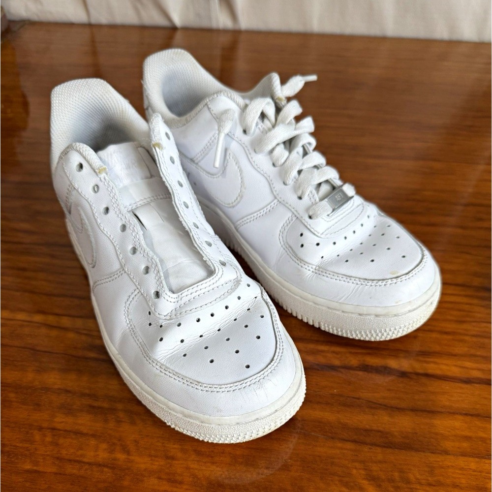 Nike Air Force 1 Low White Leather Kids Sneaker US 6 DQ8959-100